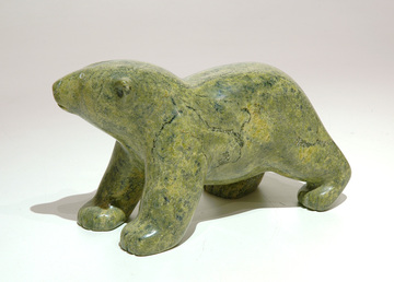 « Polar Bear », sculpture en serpentine.  JPEG - 29.1 ko