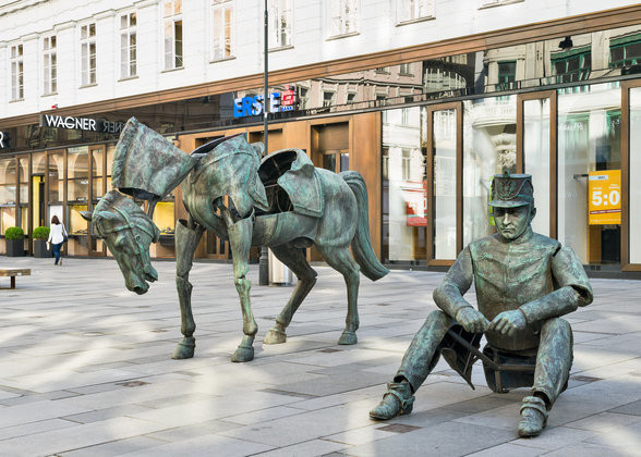" Monumental Break ", sculpture en bronze à Vienne (Autriche) - 2015  JPEG - 109.5 ko